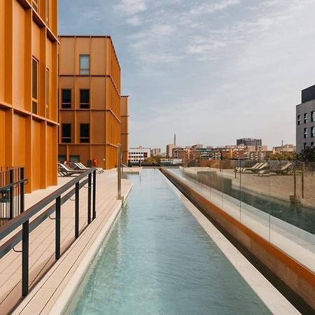 For Students Studying In Barcelona Only - Stunning Spacious Studios And Private Rooms At Pallars Student Accommodation Eksteriør bilde