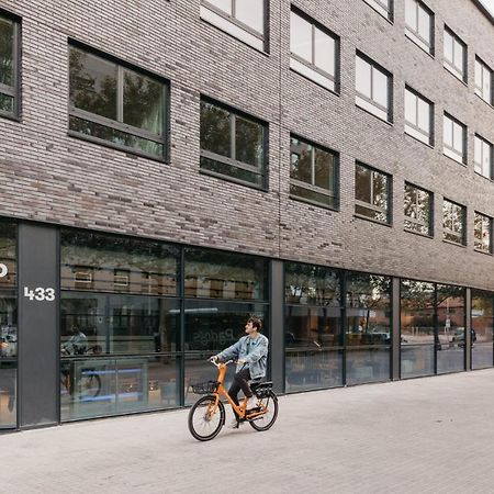 For Students Studying In Barcelona Only - Stunning Spacious Studios And Private Rooms At Pallars Student Accommodation Eksteriør bilde