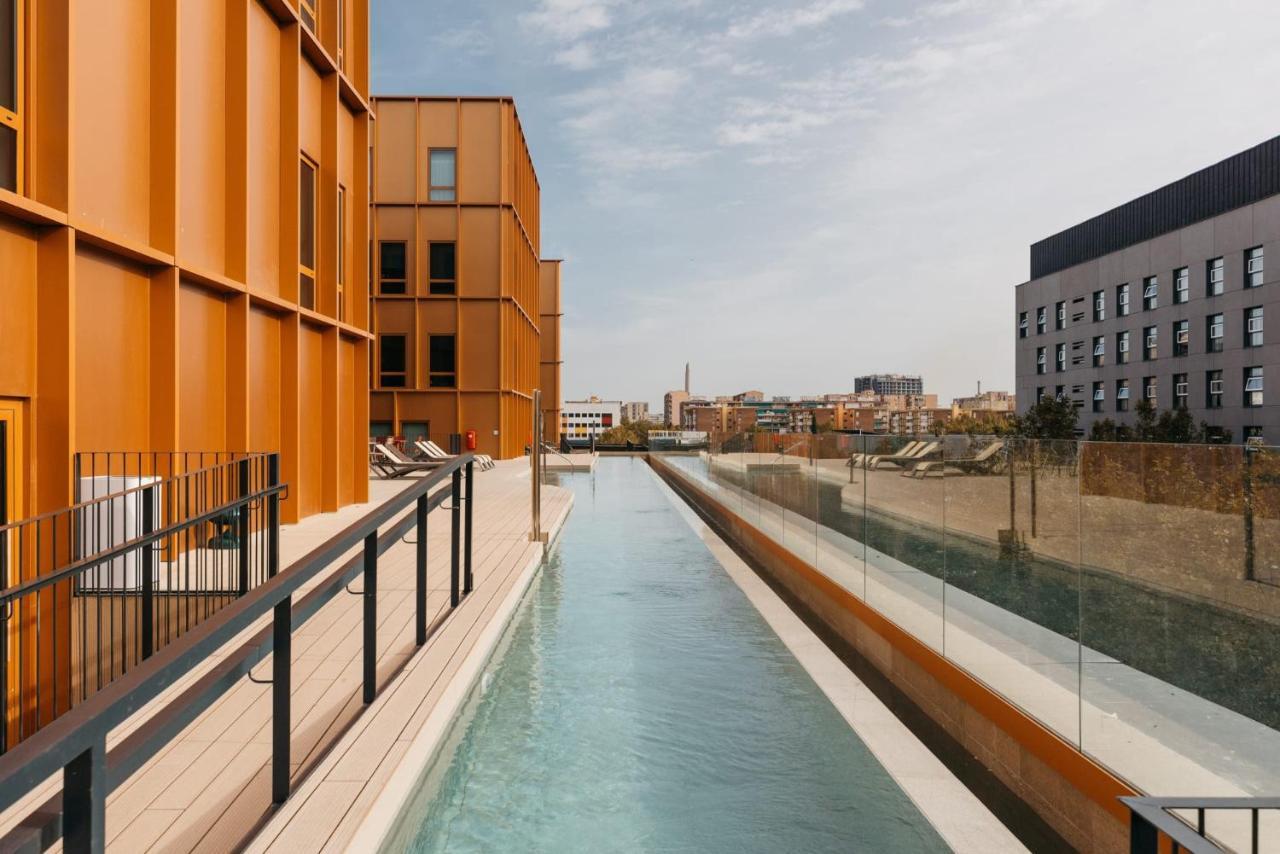 For Students Studying In Barcelona Only - Stunning Spacious Studios And Private Rooms At Pallars Student Accommodation Eksteriør bilde