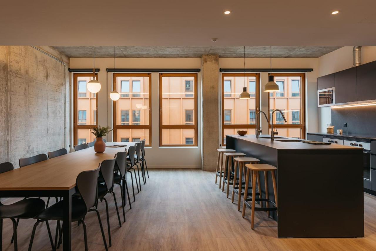 For Students Studying In Barcelona Only - Stunning Spacious Studios And Private Rooms At Pallars Student Accommodation Eksteriør bilde