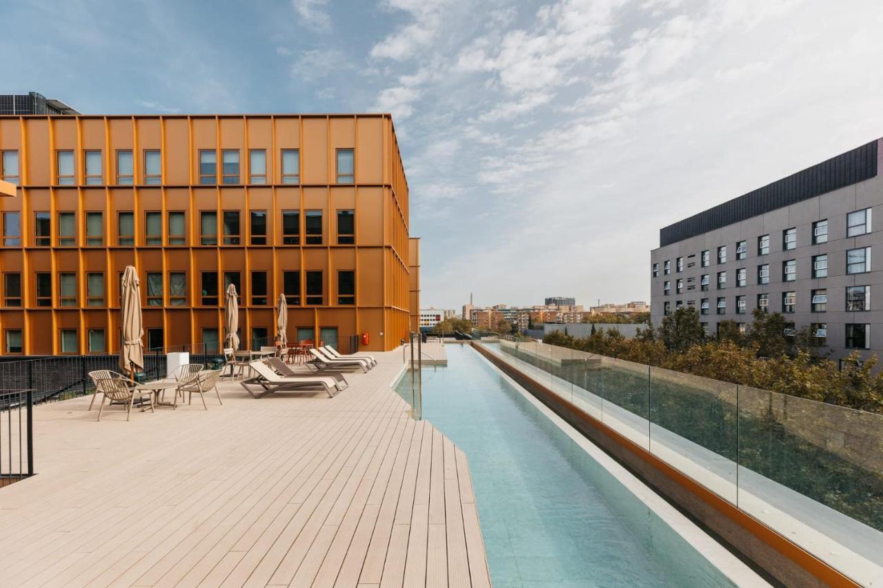 For Students Studying In Barcelona Only - Stunning Spacious Studios And Private Rooms At Pallars Student Accommodation Eksteriør bilde