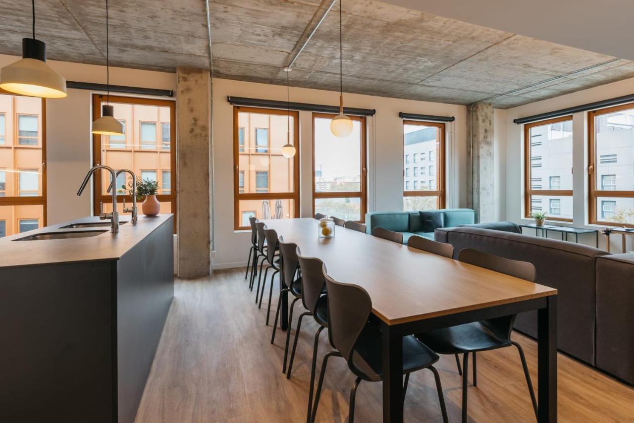 For Students Studying In Barcelona Only - Stunning Spacious Studios And Private Rooms At Pallars Student Accommodation Eksteriør bilde