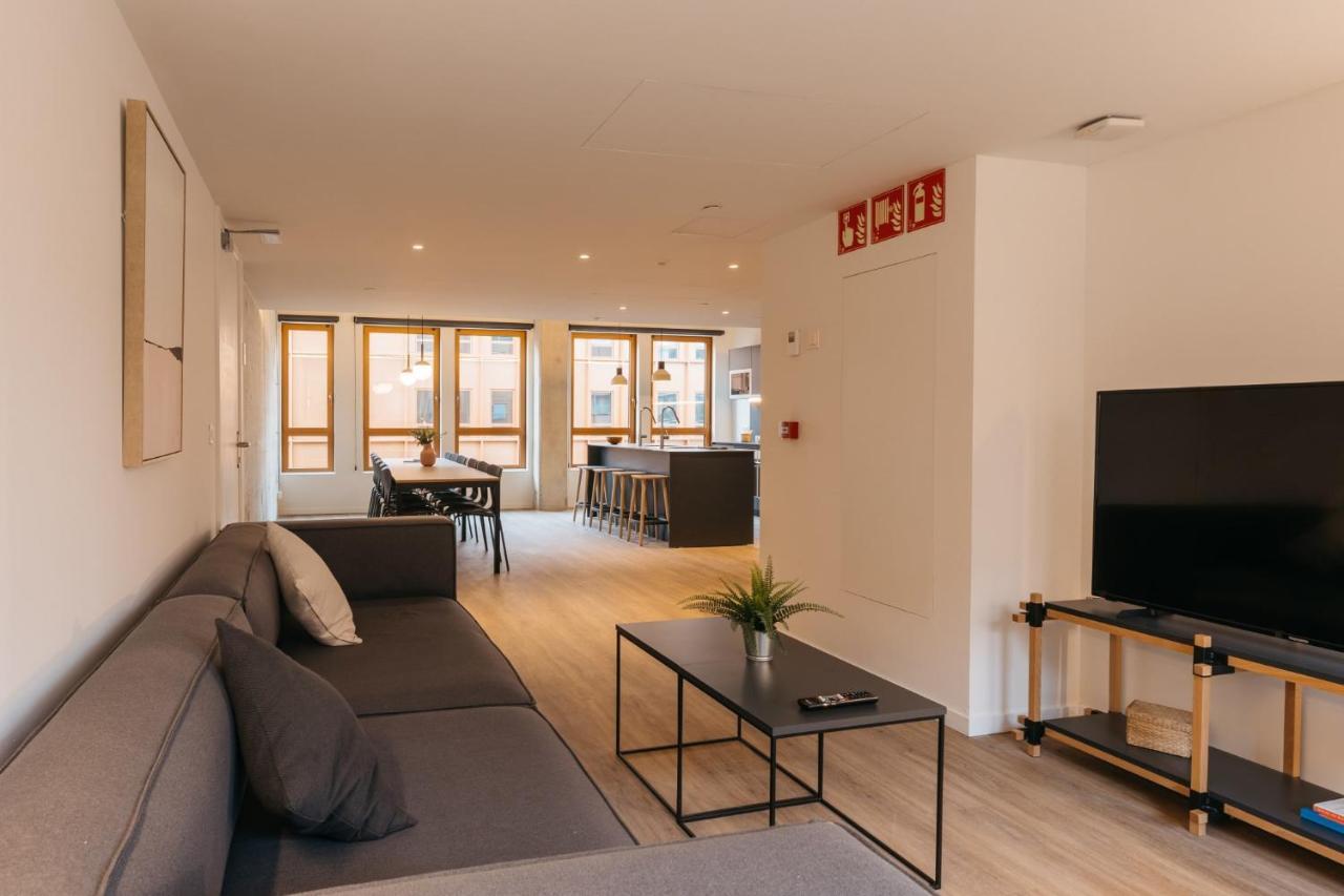 For Students Studying In Barcelona Only - Stunning Spacious Studios And Private Rooms At Pallars Student Accommodation Eksteriør bilde